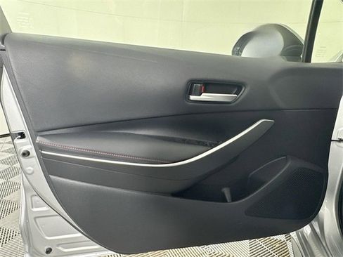 Used 2023 Toyota Corolla SE image 13