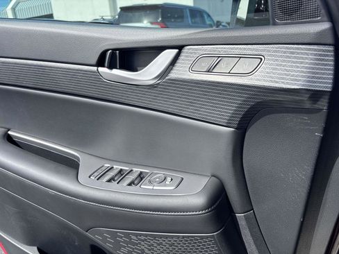 Used 2024 Hyundai Palisade Limited image 23