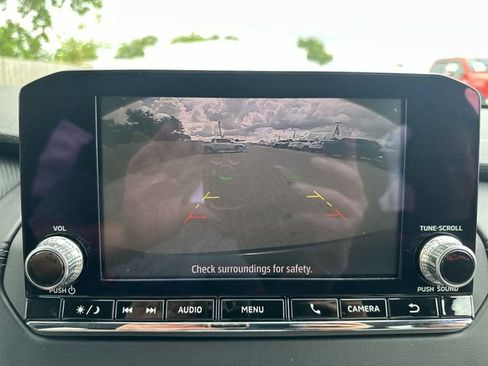Used 2022 Mitsubishi Outlander ES FWD image 16
