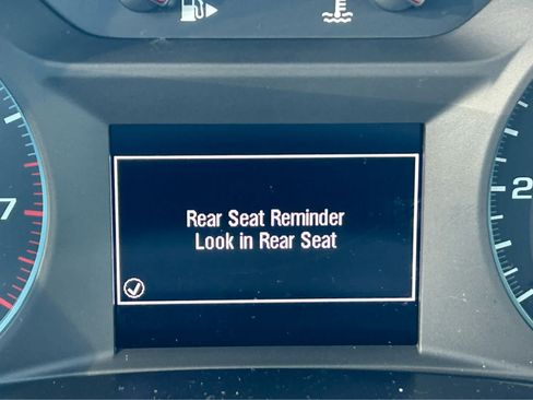 Used 2025 Chevrolet Malibu LT FWD image 43