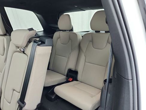 New 2026 Volvo XC90 T8 Plus image 37