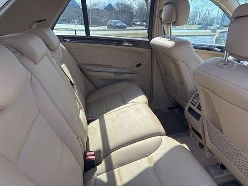 Used 2010 Mercedes-Benz ML 350 4MATIC image 12