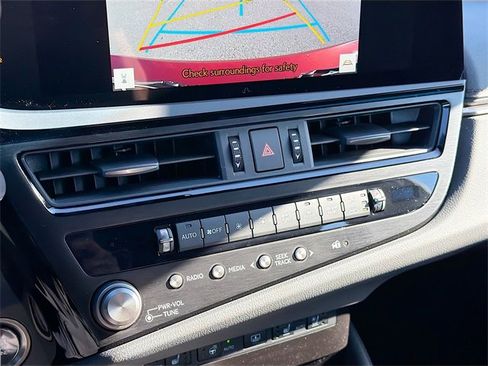 New 2025 Lexus ES 350 w/ Premium Package image 35