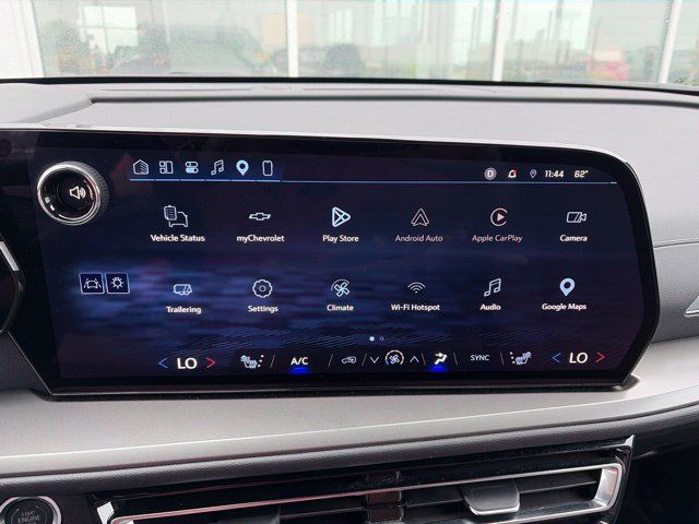 Used 2026 Chevrolet Traverse LT w/ Driver Confidence Package FWD image 8