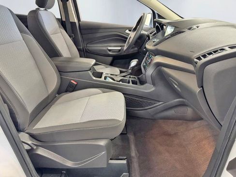 Used 2019 Ford Escape SE AWD/4WD image 24