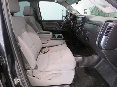 Used 2018 Chevrolet Silverado 2500 W/T w/ WT Fleet Convenience Package image 10