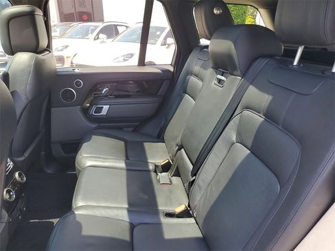 Used 2020 Land Rover Range Rover HSE image 13