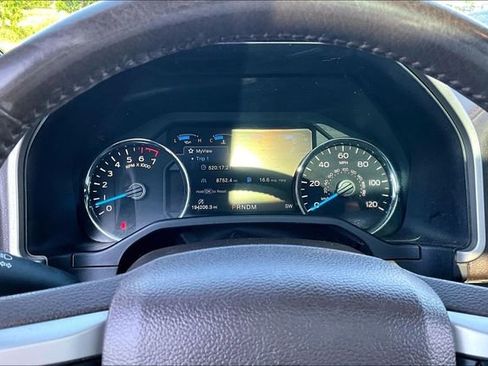 Used 2017 Ford F150 King Ranch w/ Equipment Group 601A Luxury AWD/4WD image 21