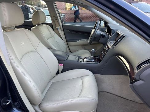 Used 2012 INFINITI G37 x w/ Premium Pkg image 29
