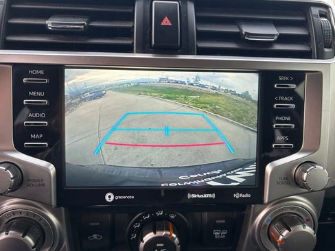 Used 2021 Toyota 4Runner SR5 Premium w/ Moonroof Package RWD image 10
