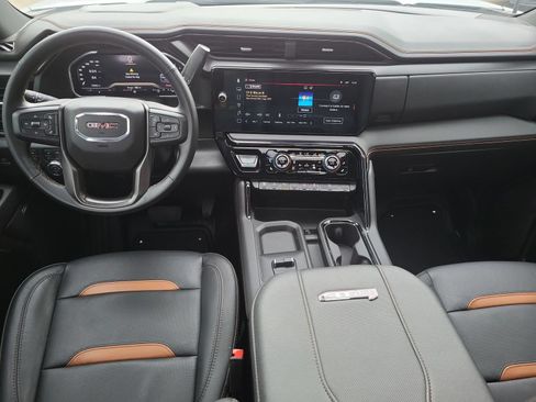Used 2024 GMC Sierra 2500 AT4 w/ AT4 Premium Plus Package AWD/4WD image 21