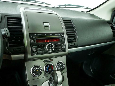 Used 2011 Nissan Sentra 2.0 S FWD image 12