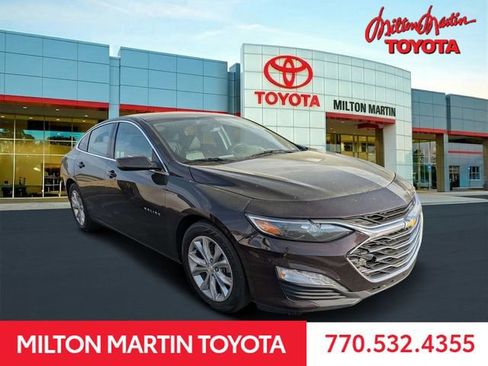 Used 2021 Chevrolet Malibu LT w/ Leather Package image 1