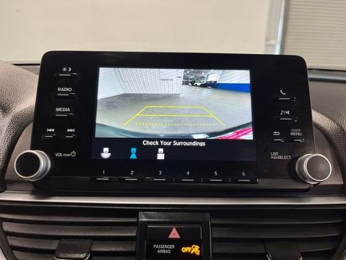 Used 2019 Honda Accord LX image 26
