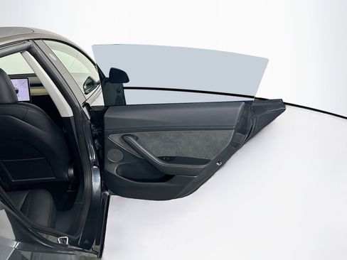 Used 2023 Tesla Model 3 Standard Range RWD image 29