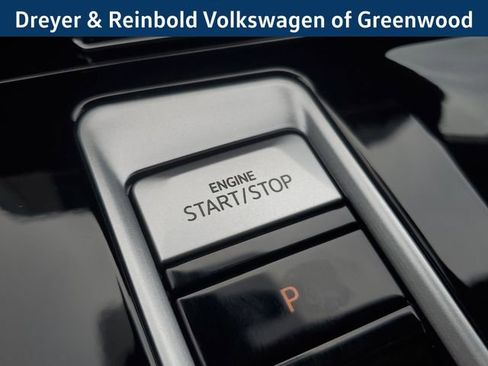 New 2025 Volkswagen Atlas Cross Sport SEL R-Line image 28