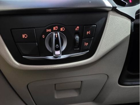 Used 2018 BMW X3 xDrive30i w/ Convenience Package image 30