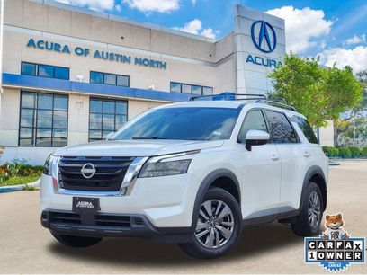 Used 2025 Nissan Pathfinder SV