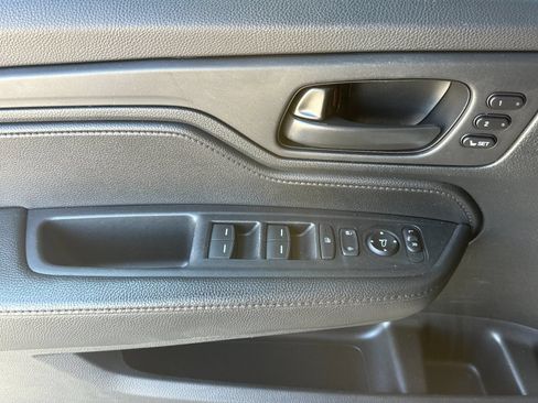 Used 2022 Honda Odyssey EX-L image 11