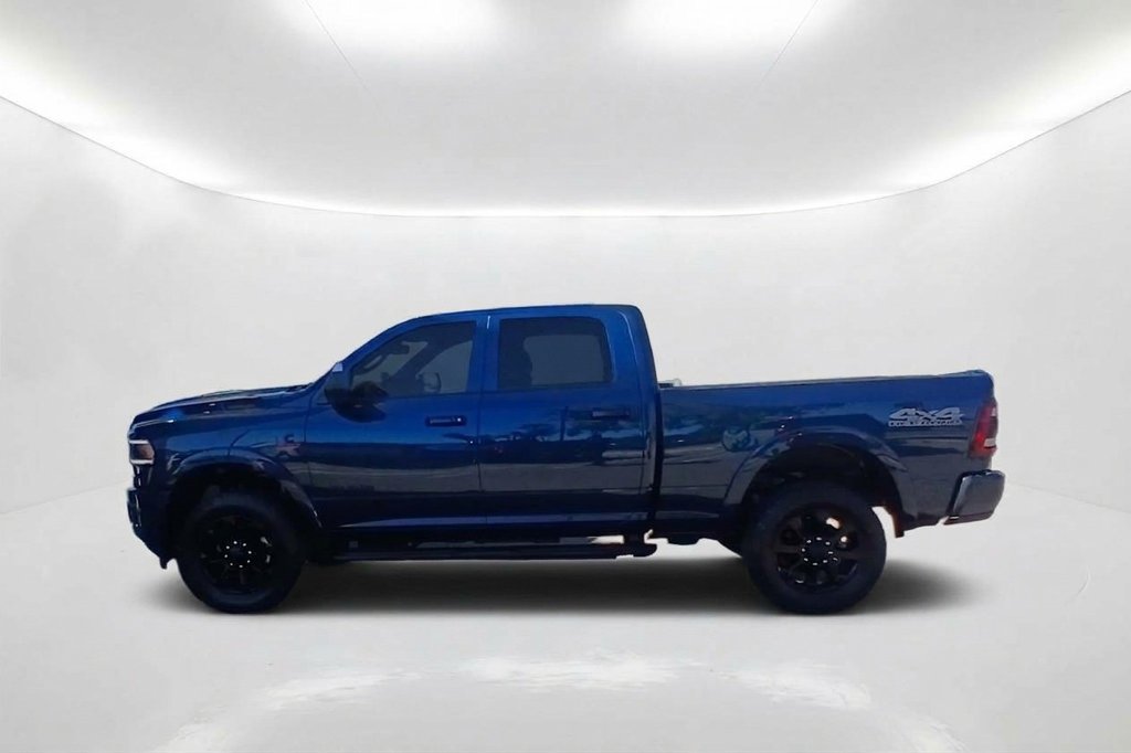 Used 2022 RAM 2500 Laramie w/ Night Edition AWD/4WD image 9