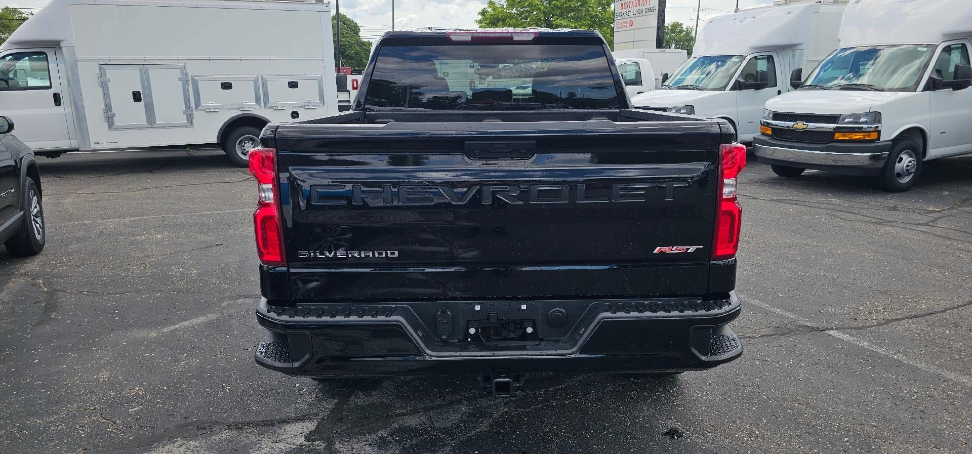 Certified 2023 Chevrolet Silverado 1500 RST w/ LPO, Dark Essentials Package AWD/4WD image 6
