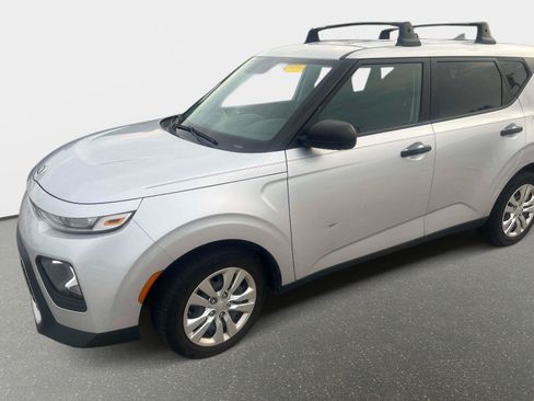 Used 2020 Kia Soul LX FWD image 1