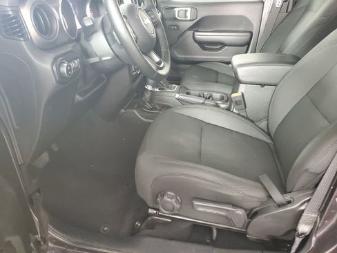 Used 2020 Jeep Gladiator Sport w/ Quick Order Package 24S image 11