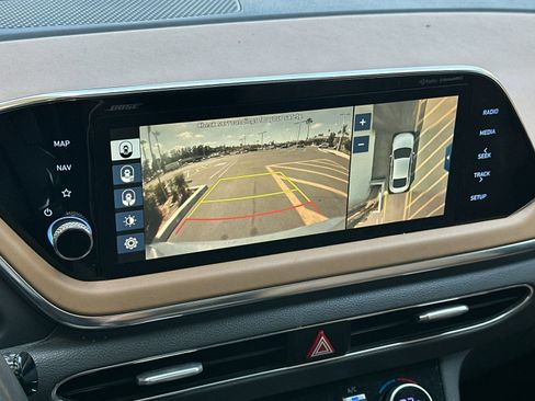 Used 2021 Hyundai Sonata Limited image 18