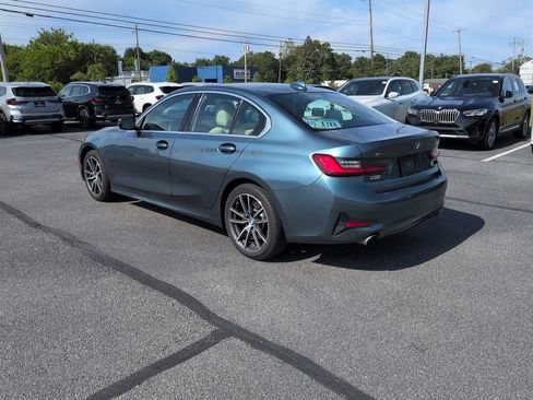 Used 2021 BMW 330i xDrive Sedan w/ Premium Package AWD/4WD image 4