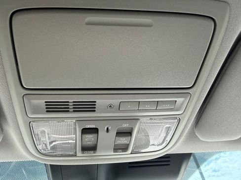 Used 2020 Honda CR-V Touring image 24