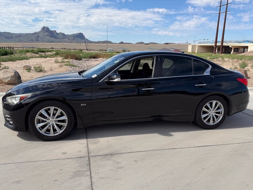 Used 2016 INFINITI Q50 3.0t Premium w/ Driver Assistance Package RWD image 13