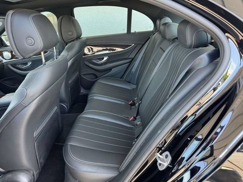 Used 2022 Mercedes-Benz E 350 4MATIC Sedan image 15