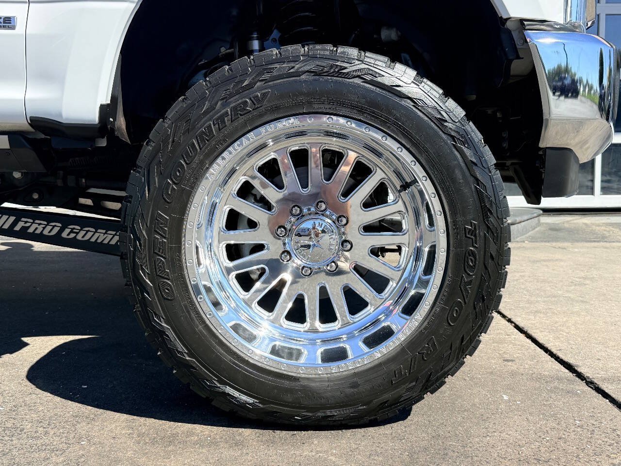 Used 2020 Ford F250 Lariat w/ Lariat Ultimate Package AWD/4WD image 14