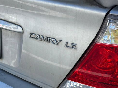Used 2005 Toyota Camry LE FWD image 7