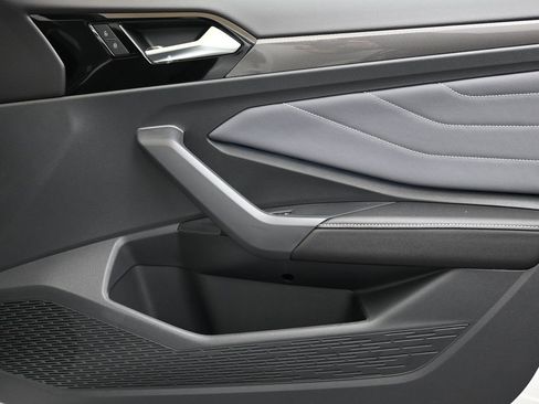 New 2026 Volkswagen Jetta SEL image 11