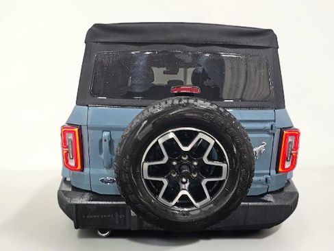 Used 2023 Ford Bronco Outer Banks AWD/4WD image 5