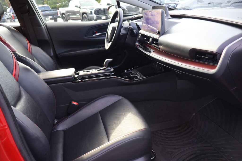 Certified 2024 Toyota Prius Prime FWD image 23