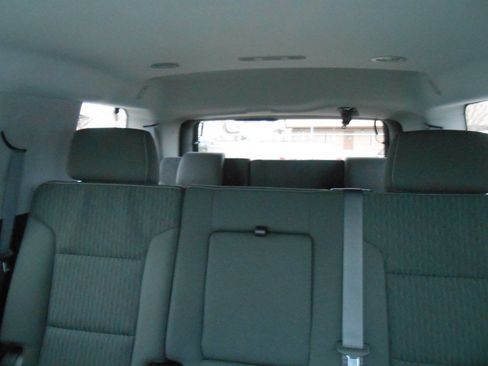 Used 2016 Chevrolet Tahoe LS image 15