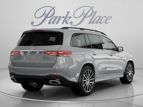 Used 2026 Mercedes-Benz GLS 450 4MATIC image 20
