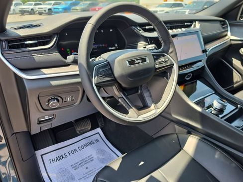 Certified 2026 Jeep Grand Cherokee L Limited w/ Limited Altitude Package AWD/4WD image 14