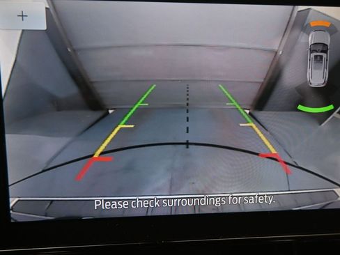 Used 2023 Ford Explorer Limited image 27