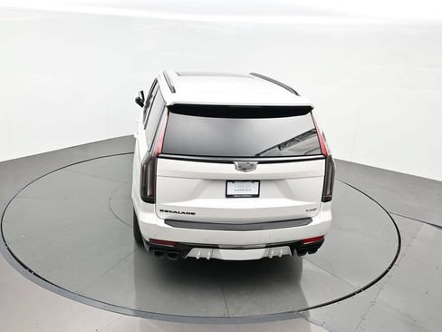Used 2023 Cadillac Escalade V w/ LPO, ONYX Package AWD/4WD image 45