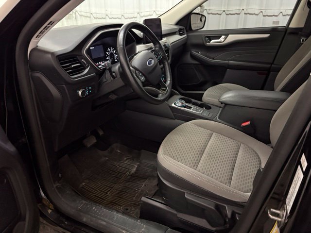 Used 2021 Ford Escape SE w/ Cold Weather Package FWD image 28