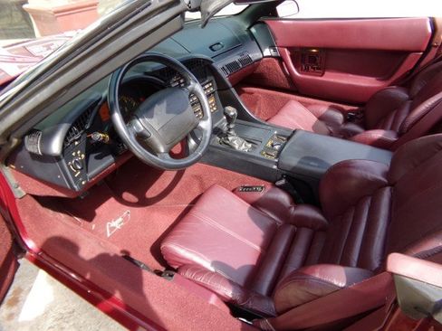 Used 1993 Chevrolet Corvette Convertible RWD image 22