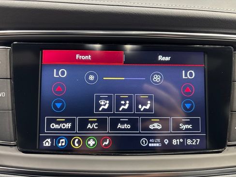 Used 2023 Buick Enclave Essence AWD/4WD image 20