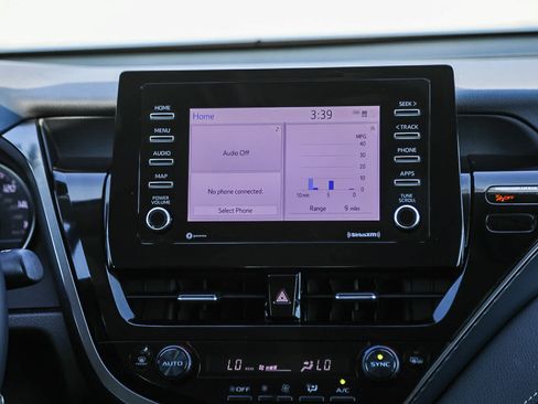 Certified 2023 Toyota Camry SE FWD image 15