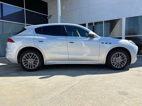 Used 2024 Maserati Grecale GT AWD/4WD image 2