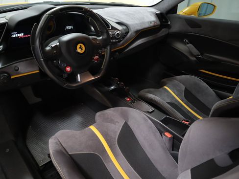 Certified 2019 Ferrari 488 Pista Coupe RWD image 9