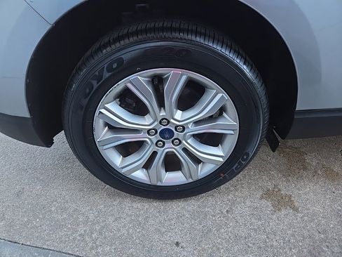 Used 2022 Ford Edge Titanium w/ Equipment Group 301A image 26