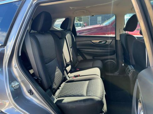 Used 2020 Nissan Rogue SV AWD/4WD image 15